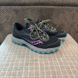 Saucony Women's Black and Purple Running Shoes TR 15 Excursion- Women’s 8.5